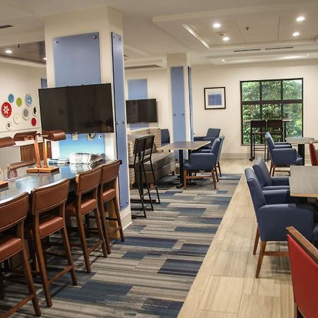 Holiday Inn Express Hotel & Suites Athens By Ihg מראה חיצוני תמונה