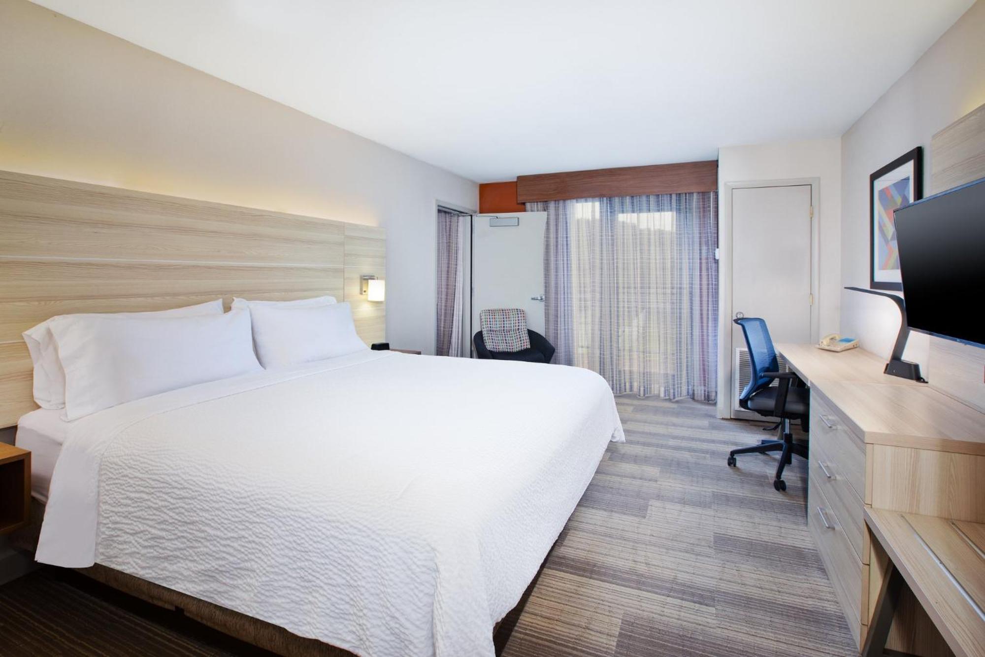 Holiday Inn Express Hotel & Suites Athens By Ihg מראה חיצוני תמונה