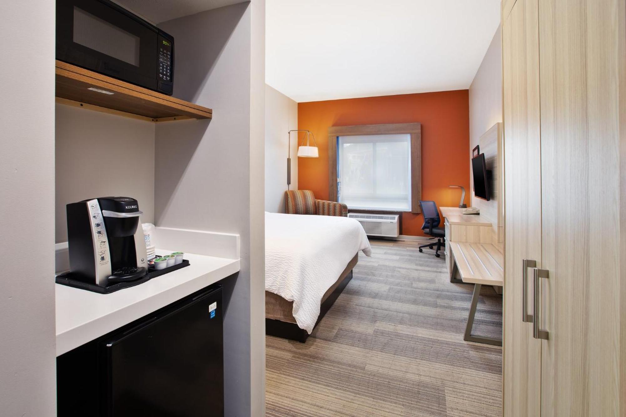 Holiday Inn Express Hotel & Suites Athens By Ihg מראה חיצוני תמונה