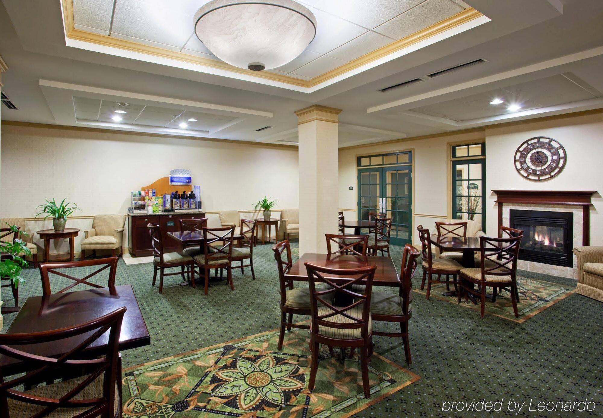 Holiday Inn Express Hotel & Suites Athens By Ihg מראה חיצוני תמונה