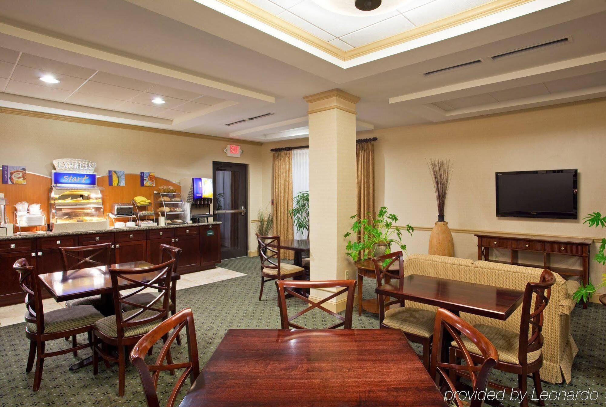 Holiday Inn Express Hotel & Suites Athens By Ihg מראה חיצוני תמונה